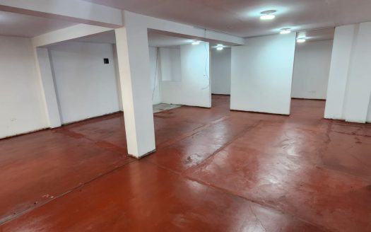 ALQUILER DE LOCAL COMERCIAL 5 PISOS AVENIDA FRENTE A ESTACION DEL METROPOLITANO NARAJAL